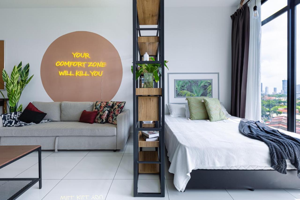 Beacon Executive Suites George Town Esterno foto